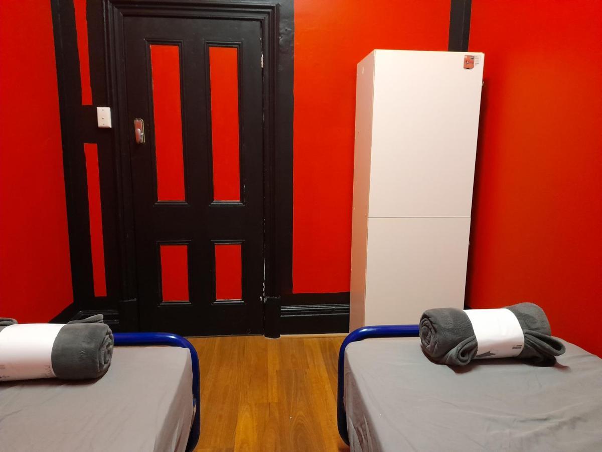Ozi Inn Backpackers - Perth - Luaran gambar