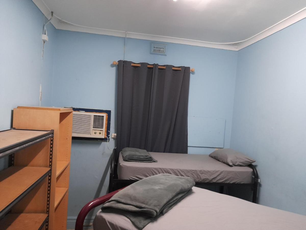 Ozi Inn Backpackers - Perth - Luaran gambar
